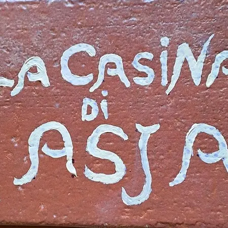 La Casina Di Apartment *
